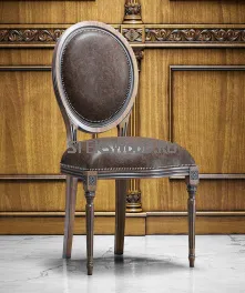 Стул из массива "МЕДАЛЬОН", натуральная кожа.