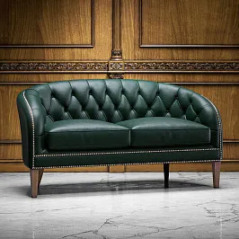 Небольшой кожаный диван с подушками "БЕРЛИ"